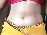 Desi yello sari bhabi nude