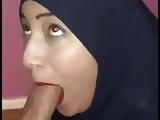 Sexy Hijab beurette sucking a big cock - FULL IN DESCRIPTION